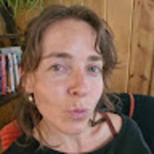 Meet your Posher, Camille